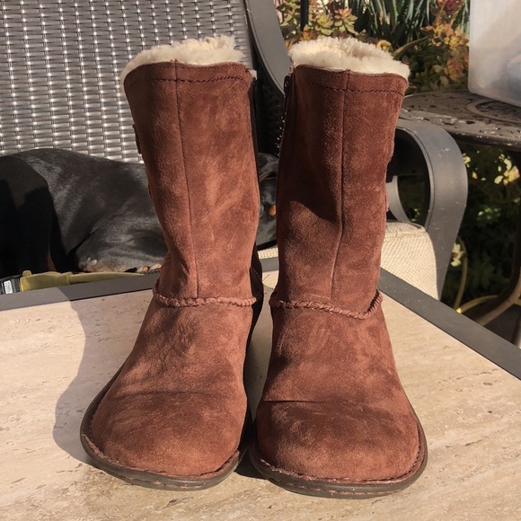 UGG Cognac Suede Kimbra Two-Button Zip Entry Boots 9 EUC - Picture 3 of 14